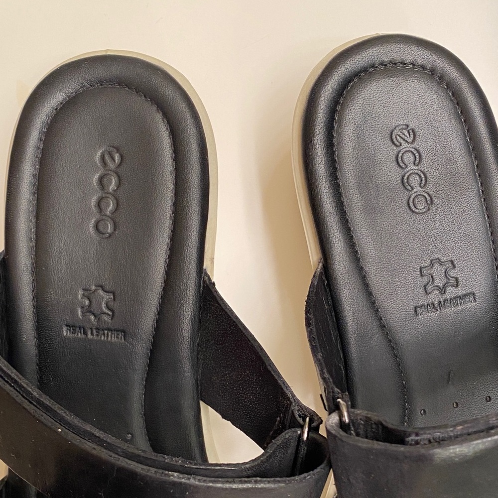 ECCO Felicia Women’s Black Leather Slide Sandals Size 40 - Picture 2 of 10